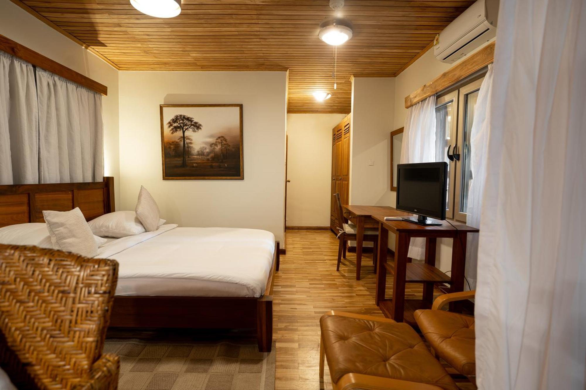 Esther'S Hotel Akra Dış mekan fotoğraf