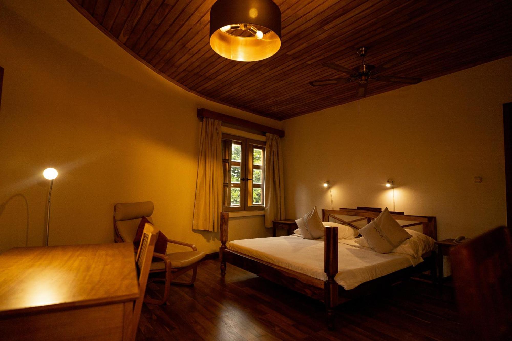 Esther'S Hotel Akra Dış mekan fotoğraf