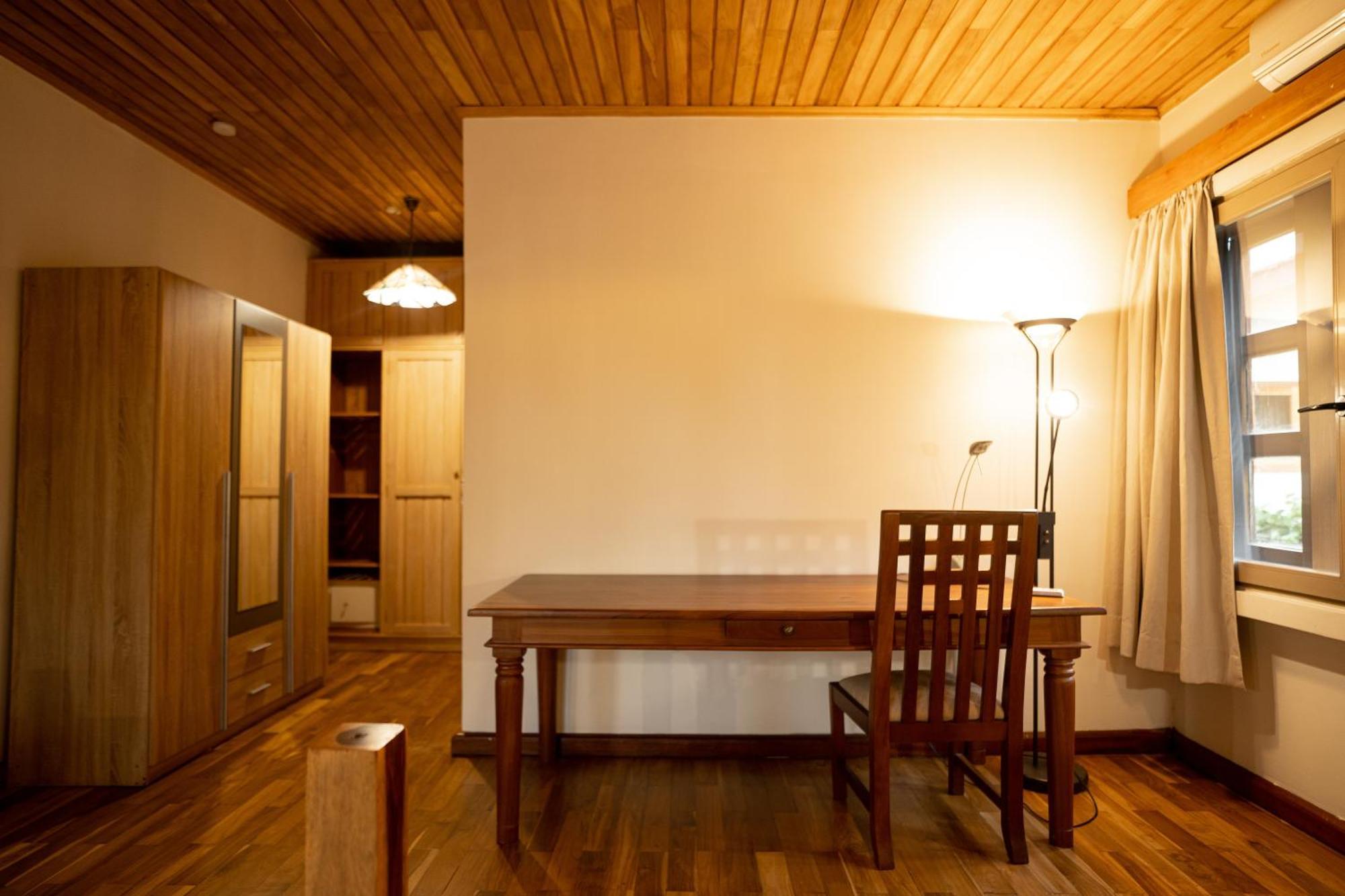 Esther'S Hotel Akra Dış mekan fotoğraf