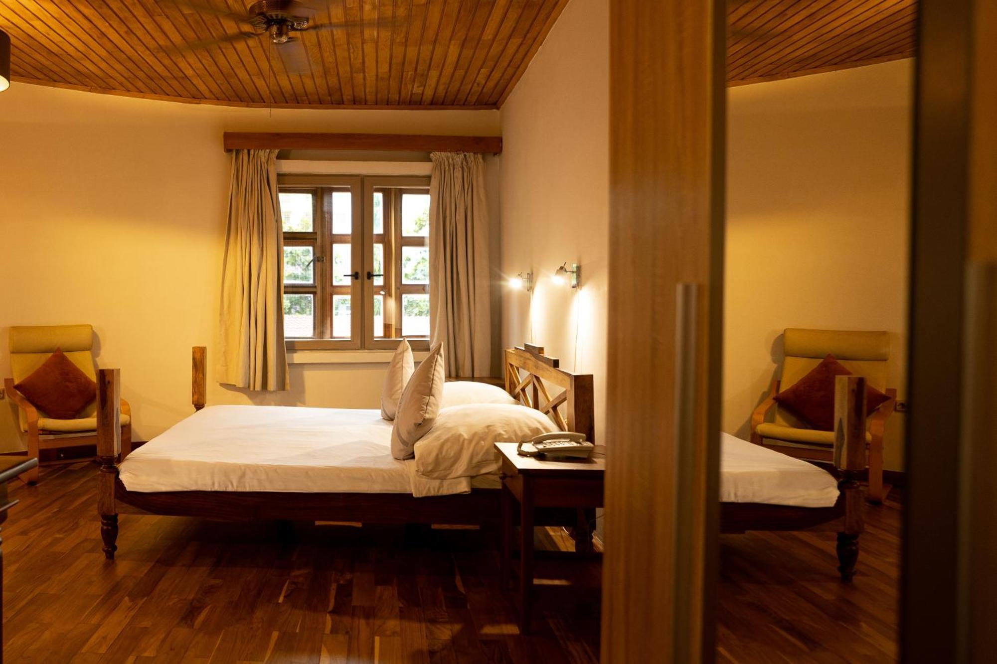 Esther'S Hotel Akra Dış mekan fotoğraf