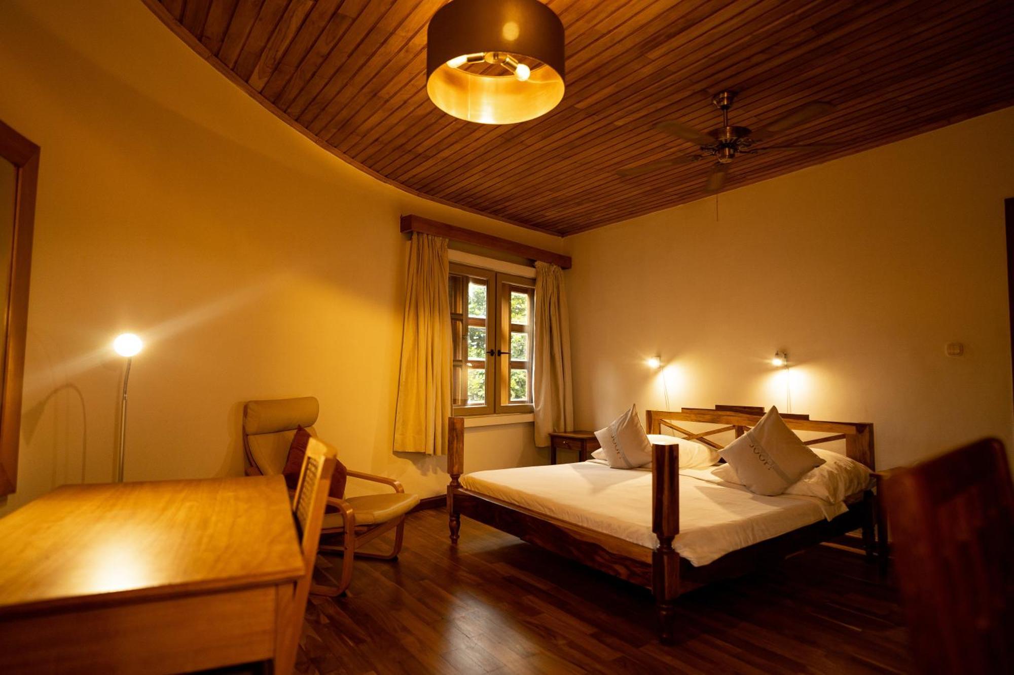 Esther'S Hotel Akra Dış mekan fotoğraf