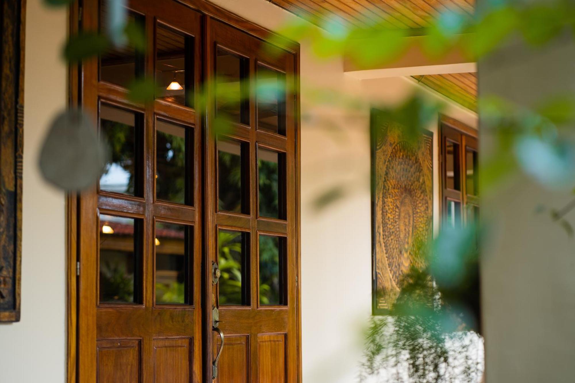 Esther'S Hotel Akra Dış mekan fotoğraf