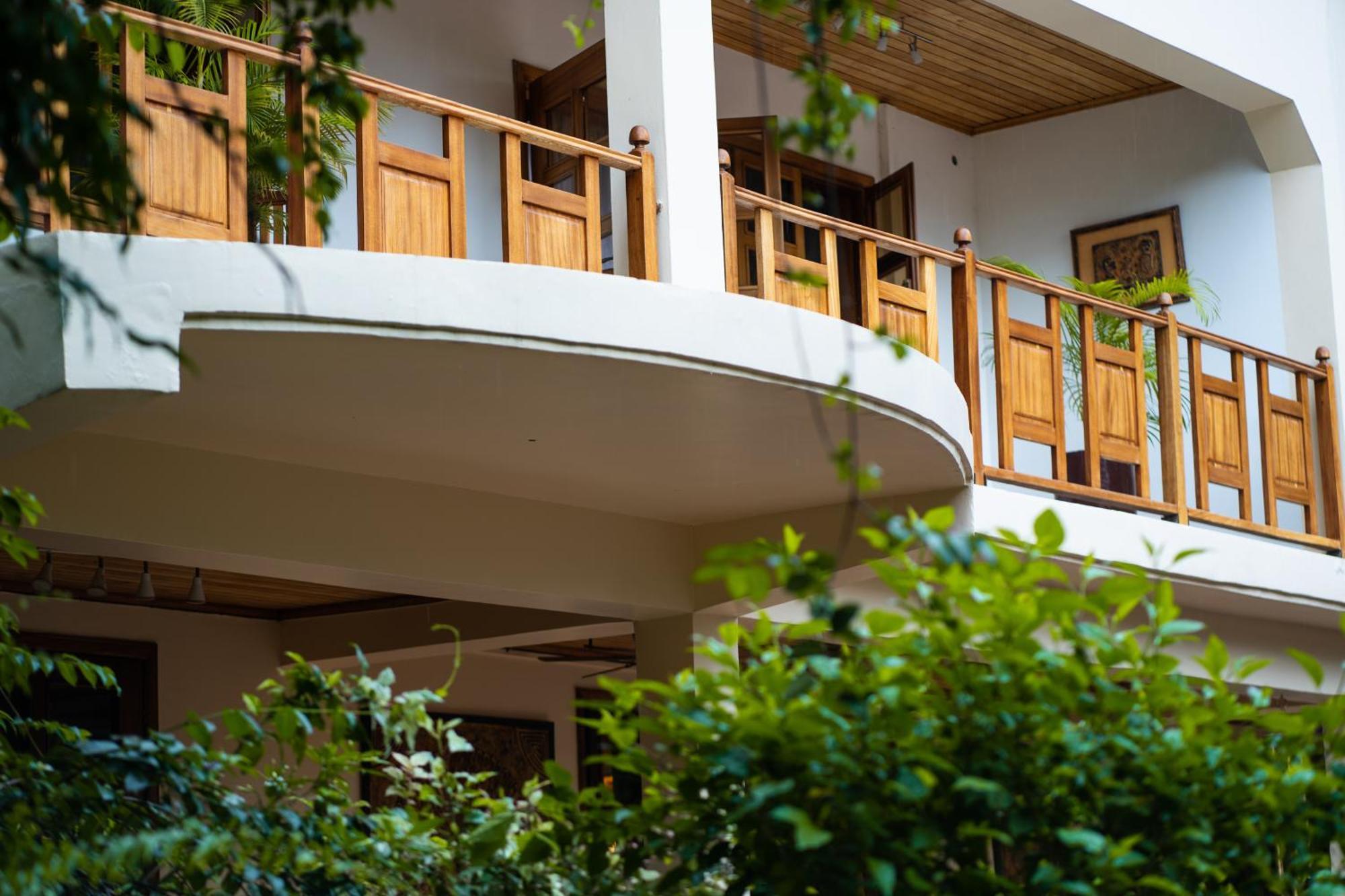 Esther'S Hotel Akra Dış mekan fotoğraf